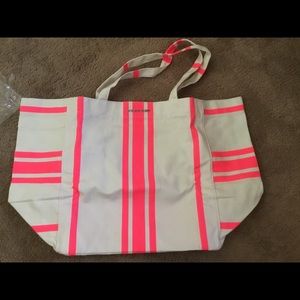 VS Shoulder Bag